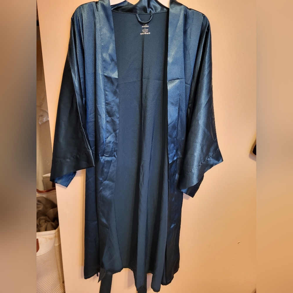 Elegant Teal Blue Jewel Tone Robe